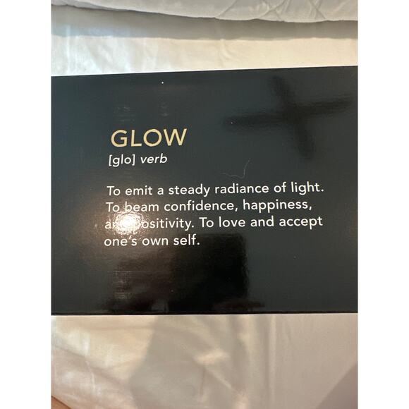 Glo Tech LED Compact Mirror, White - Picture 4 of 8